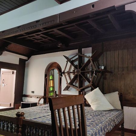 Arakkal Heritage Mararikulam Bagian luar foto