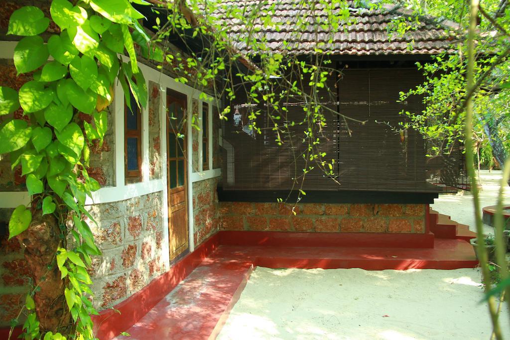 Arakkal Heritage Mararikulam Bagian luar foto