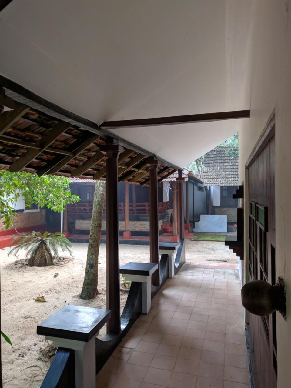 Arakkal Heritage Mararikulam Bagian luar foto