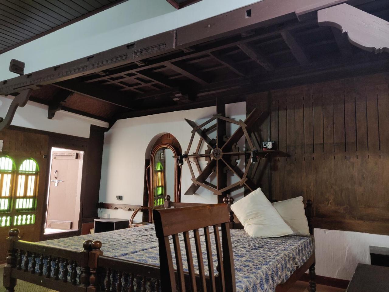 Arakkal Heritage Mararikulam Bagian luar foto